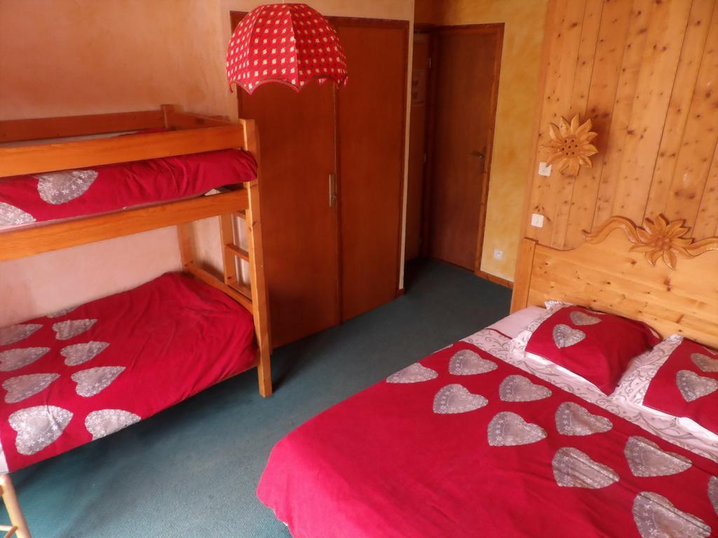 Hotel Les Skieurs ベルヴォー エクステリア 写真