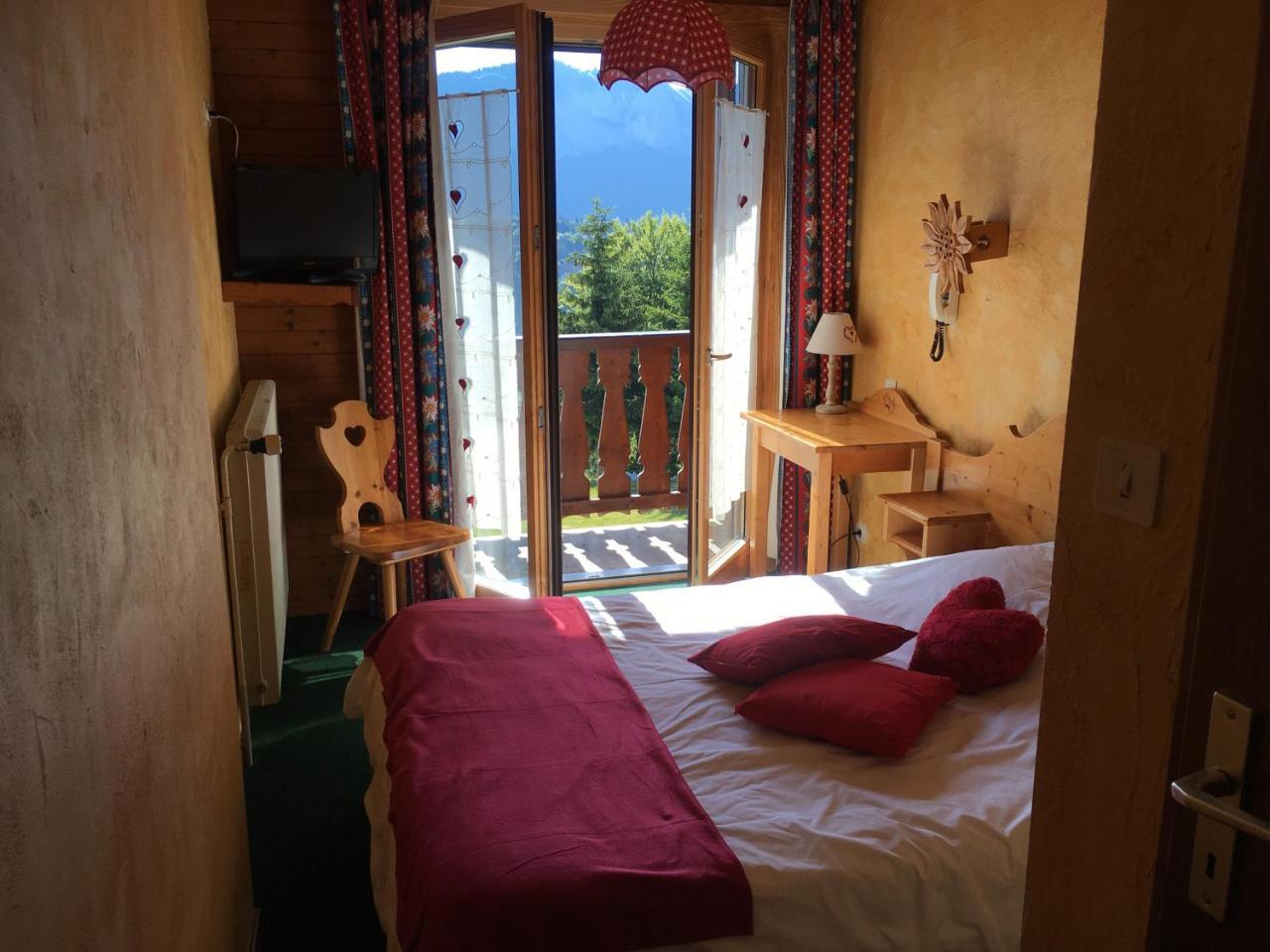 Hotel Les Skieurs ベルヴォー エクステリア 写真